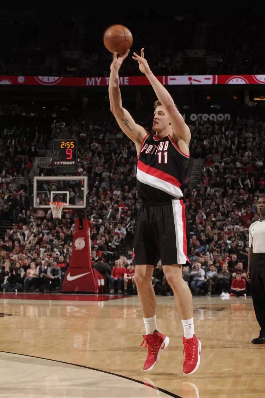 关于Ning迎来二十赛季高光表现，瑞士队球迷沸腾！的信息